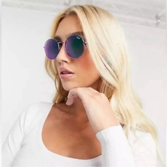 NWT Quay “MOD STAR” Rainbow Round Sunglasses - Picture 2 of 9